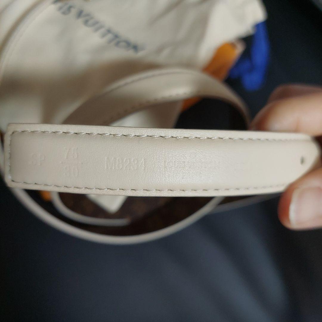 Louis Vuitton リバーシブルレザーベルト