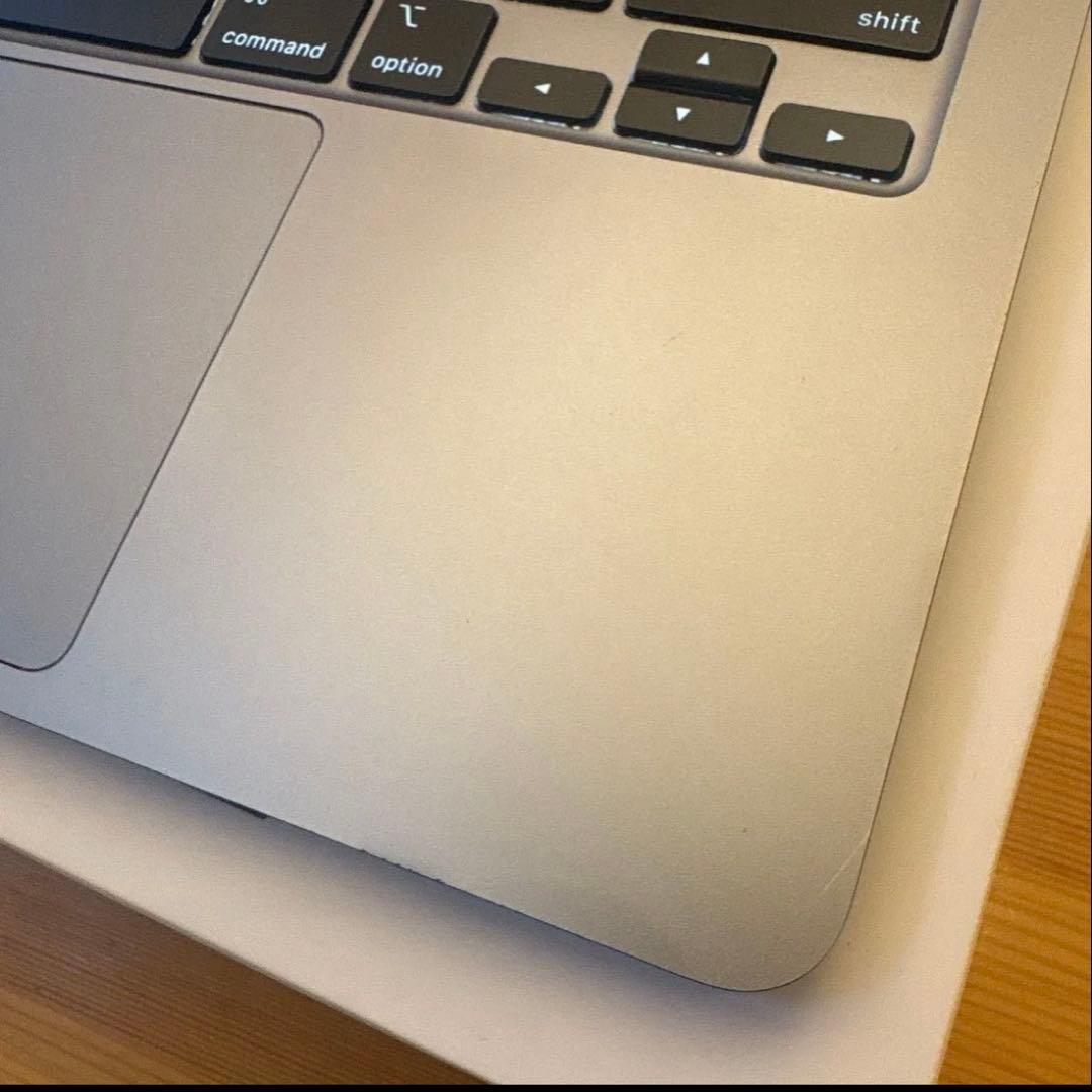 MacBook本体 macbook air m2 16bg 512gb