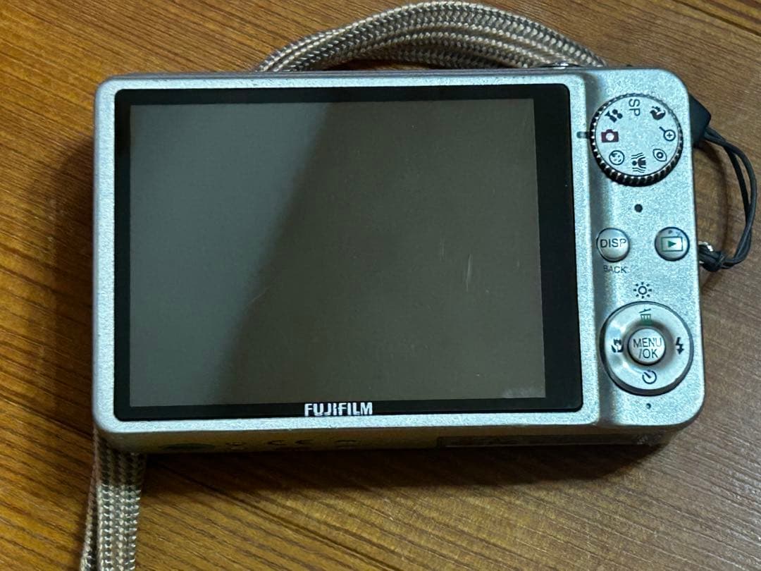 FUJIFILM フジフィルム FINEPIX J150W デジカメ