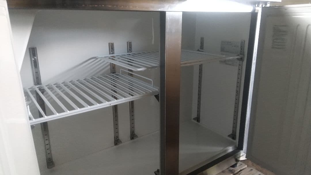 フクシマ テーブル形冷凍庫 TMU-42FE2