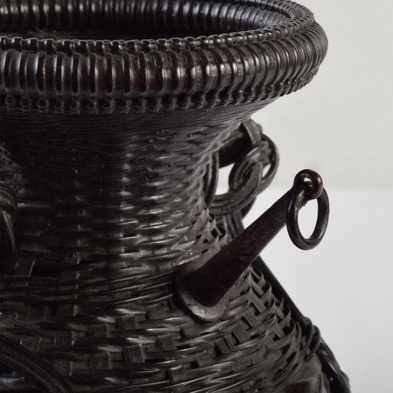 茶道具　篭師　和田麟之作　小猿花入　共箱　C　9123