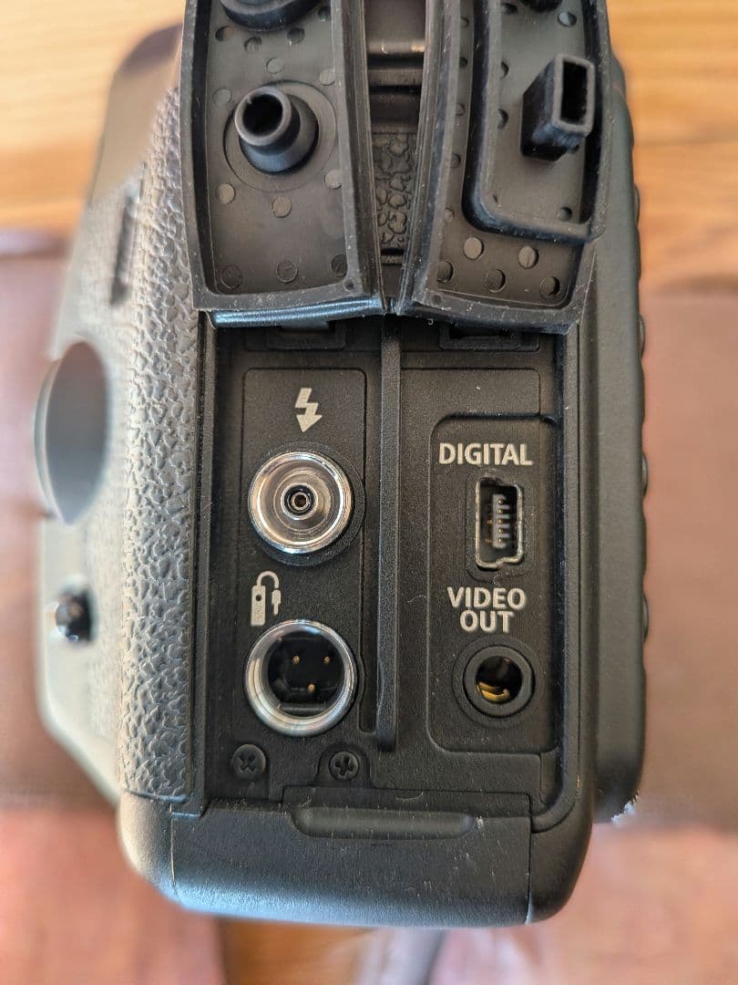 エ*マ様 【ジャンク品】Canon EOS 5D デジタル一眼レフカメラ