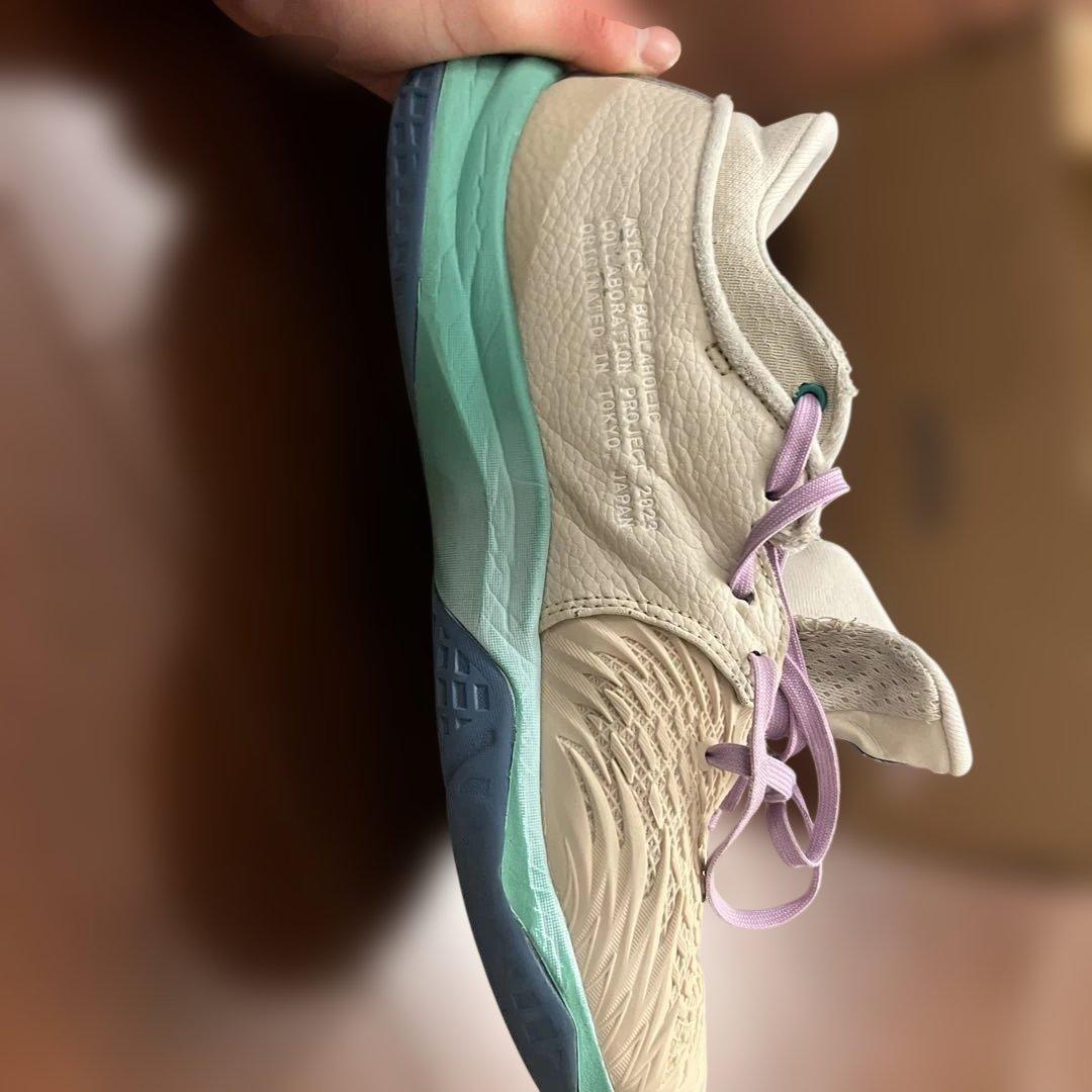 ASICS アンプレアルスボーラーホリックコラボ