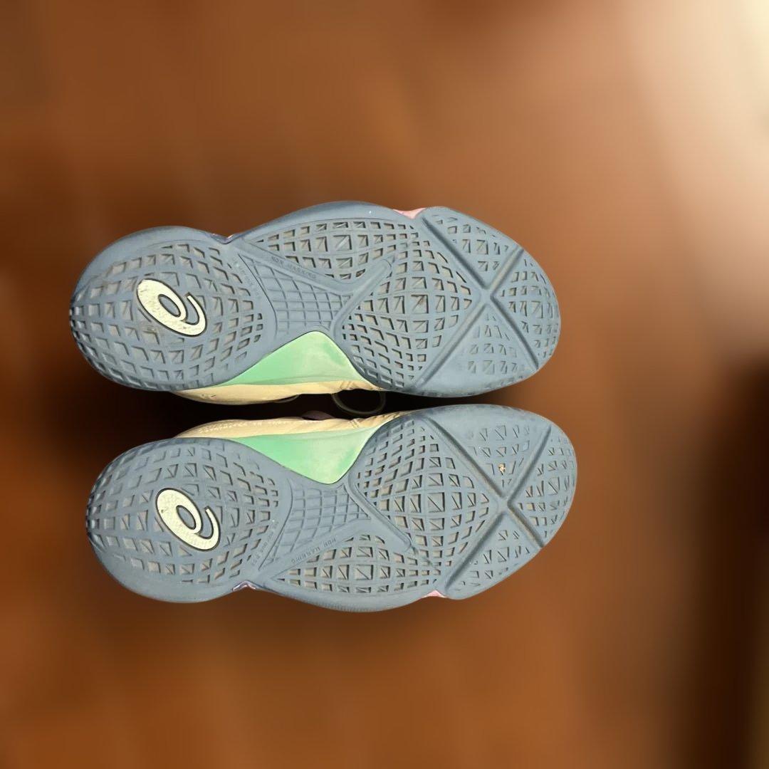 ASICS アンプレアルスボーラーホリックコラボ