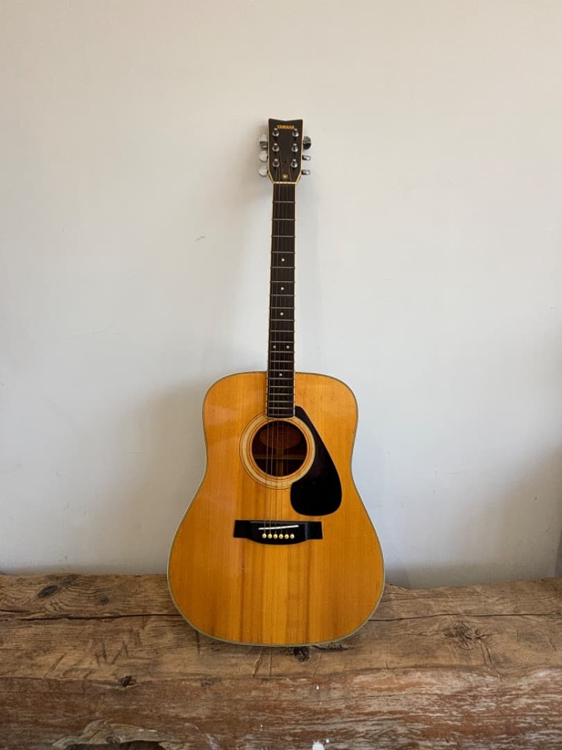 ギター YAMAHA FG-201