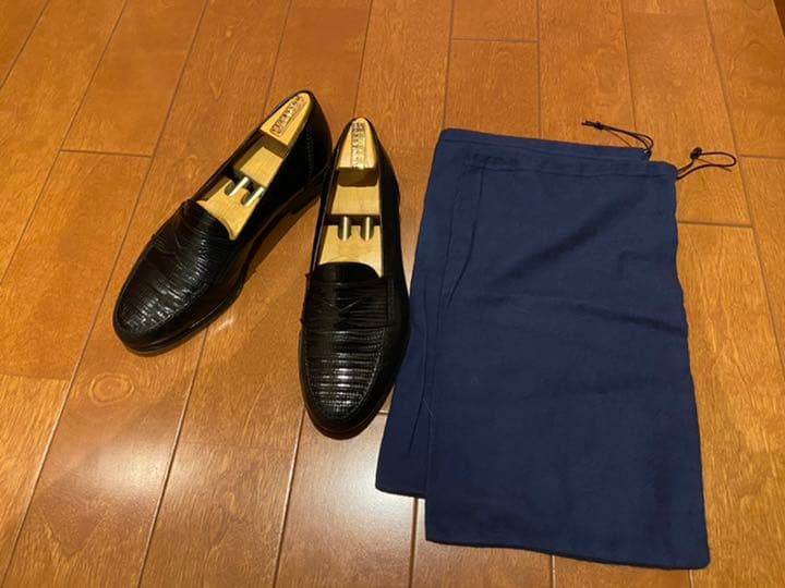 フラテッリ　ロセッティ　ローファー　リザード　黒　純正シューツリー付き