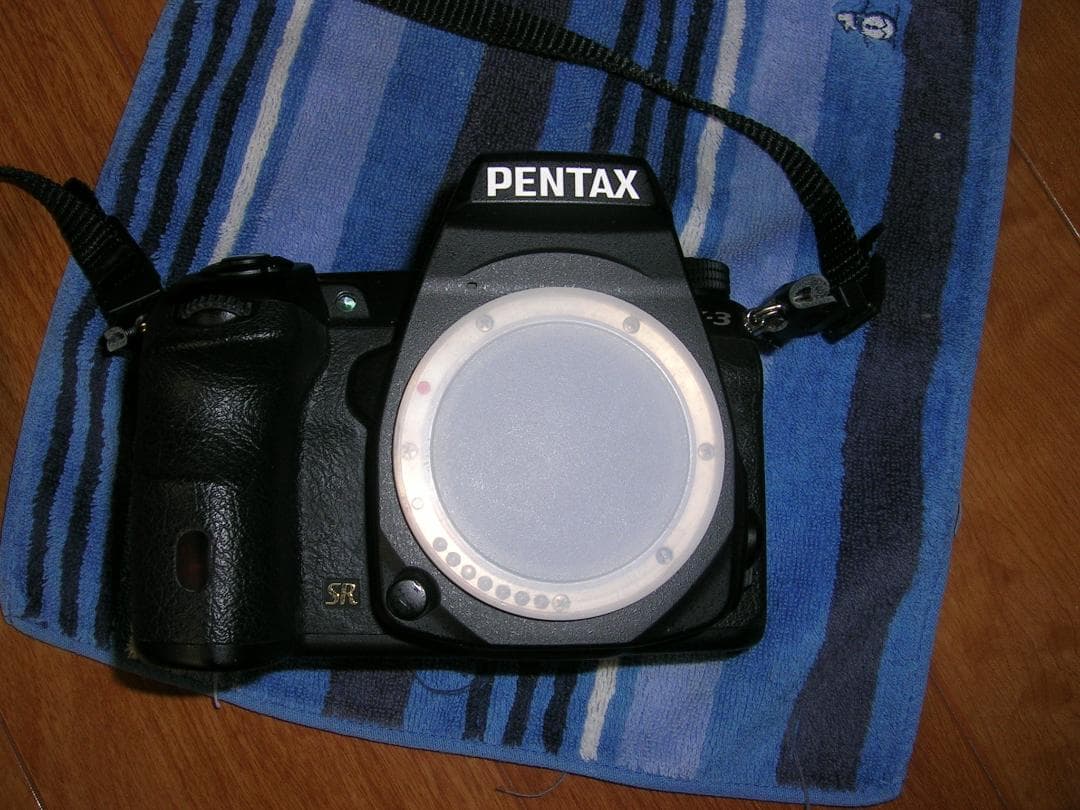 PENTAX K-3 18-200 mm　バッテリーグリップ