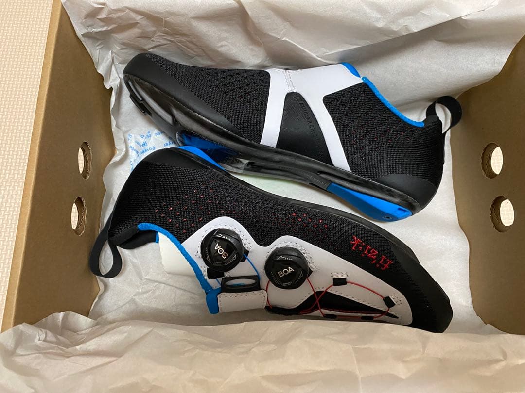 【新品箱付き】フィジークR1 TRANSIRO ニット トライアスロンシューズ