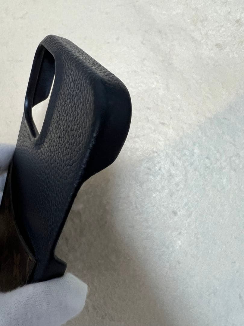 ルイヴィトン　スマホケース 13 ProMax