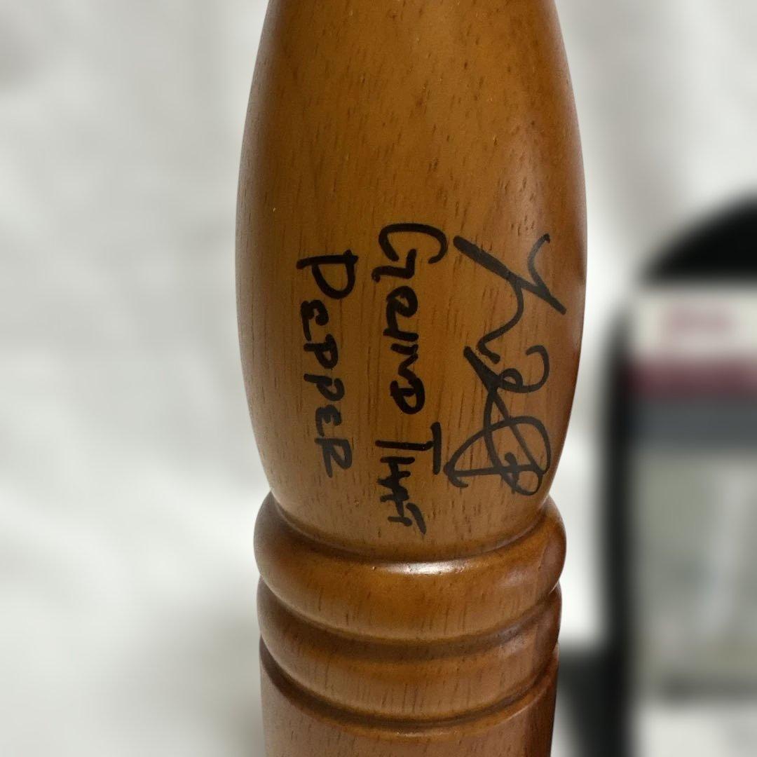 ヌードバー直筆サイン入りペッパーミル