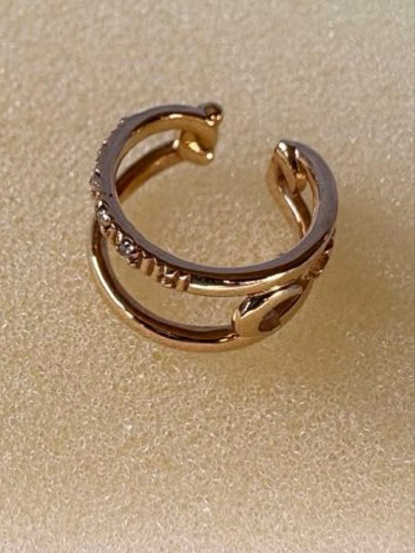 スタージュエリー　イヤーカフ 星モチーフダイヤ入り