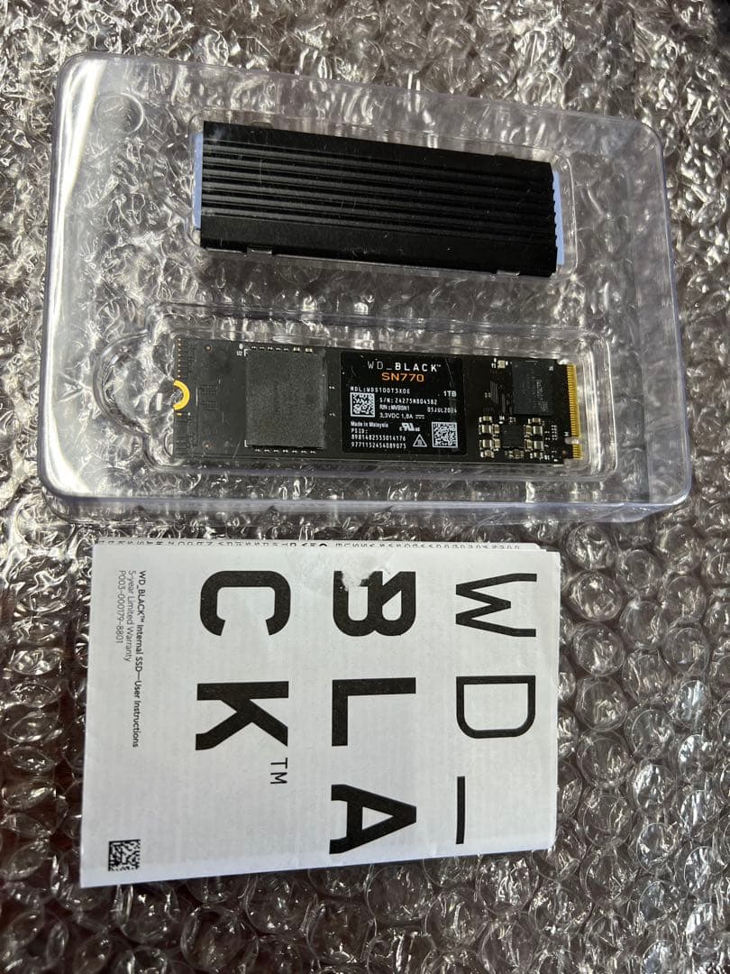 内蔵型SSD WD_BLACK SN770 1TB NVMe SSD WDS100T3X0E