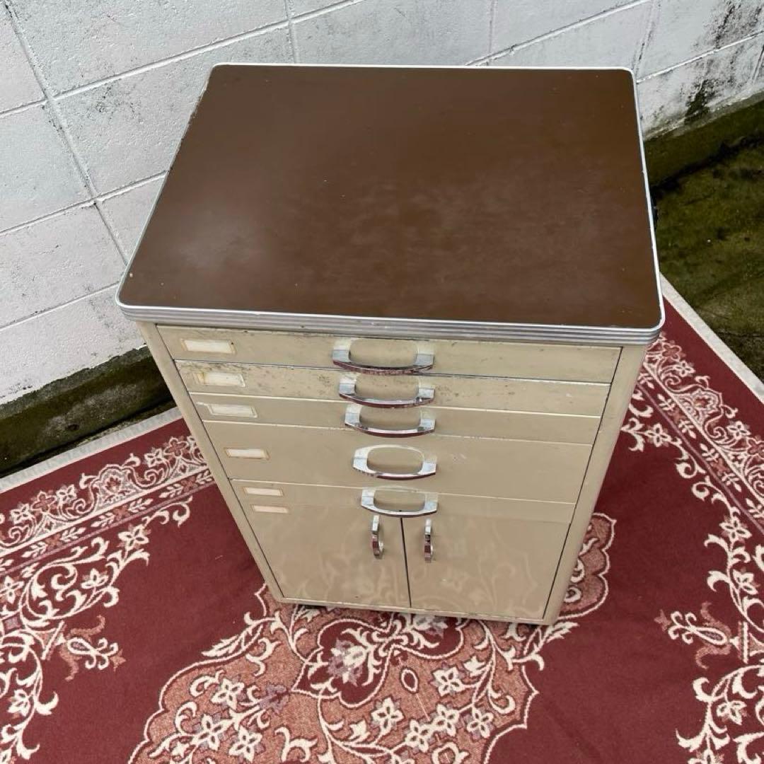 ビンテージ古家具◾️インダストリアル スチール製 デンタルキャビネット 収納棚