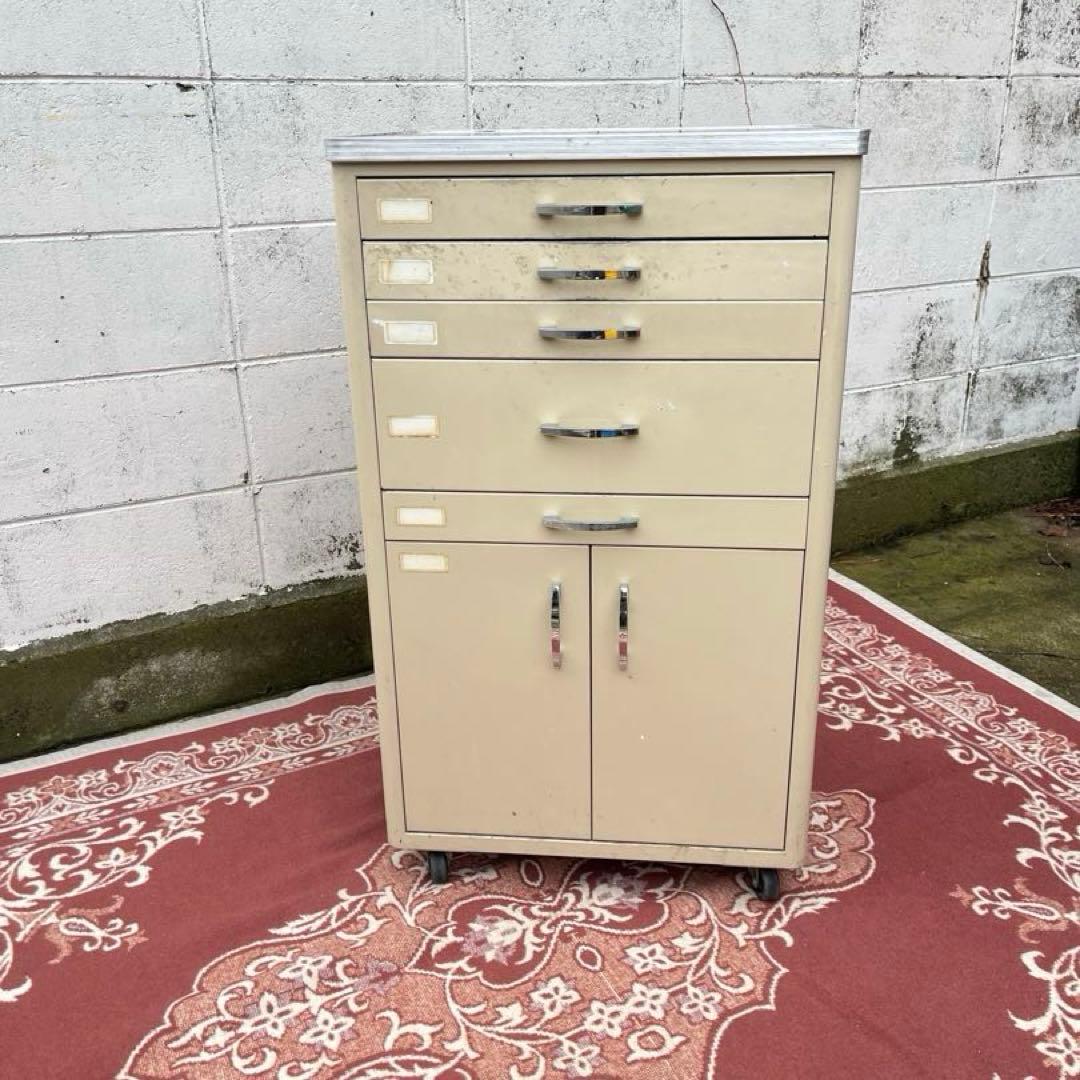 ビンテージ古家具◾️インダストリアル スチール製 デンタルキャビネット 収納棚