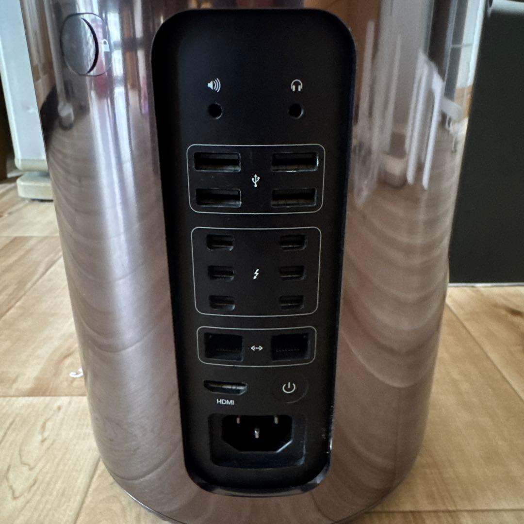 Mac Pro 2013 10コア メモリ32GB 元箱有り