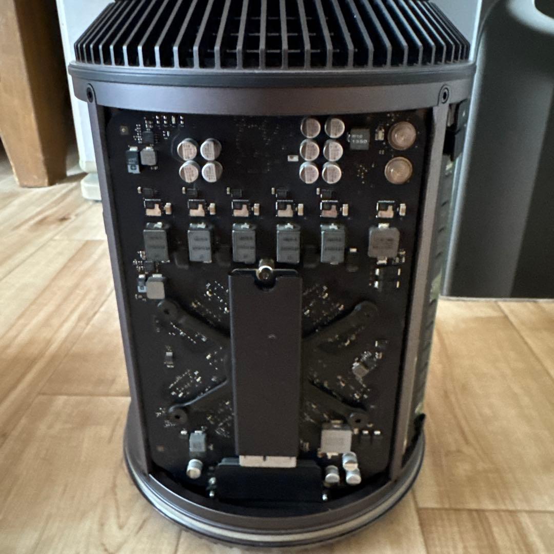 Mac Pro 2013 10コア メモリ32GB 元箱有り