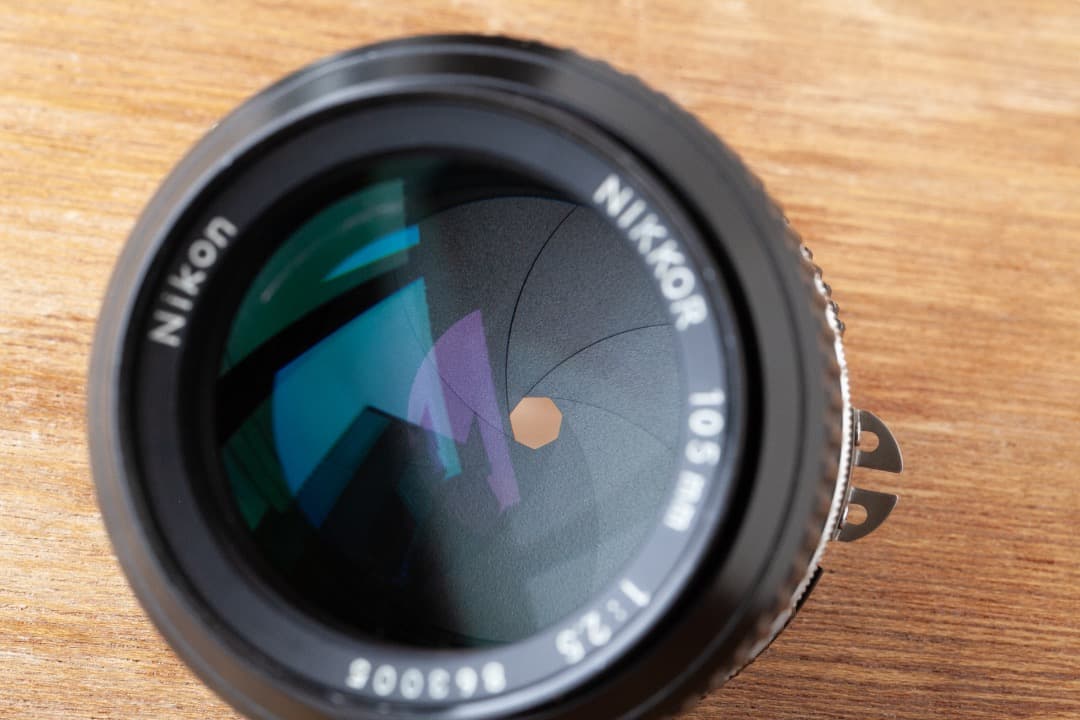 AI Nikkor 105mm F2.5 ベストセラー中望遠レンズ