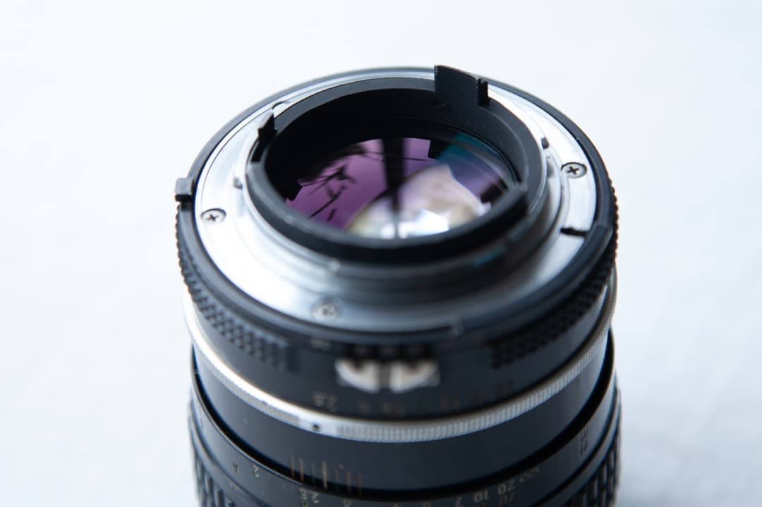 AI Nikkor 105mm F2.5 ベストセラー中望遠レンズ