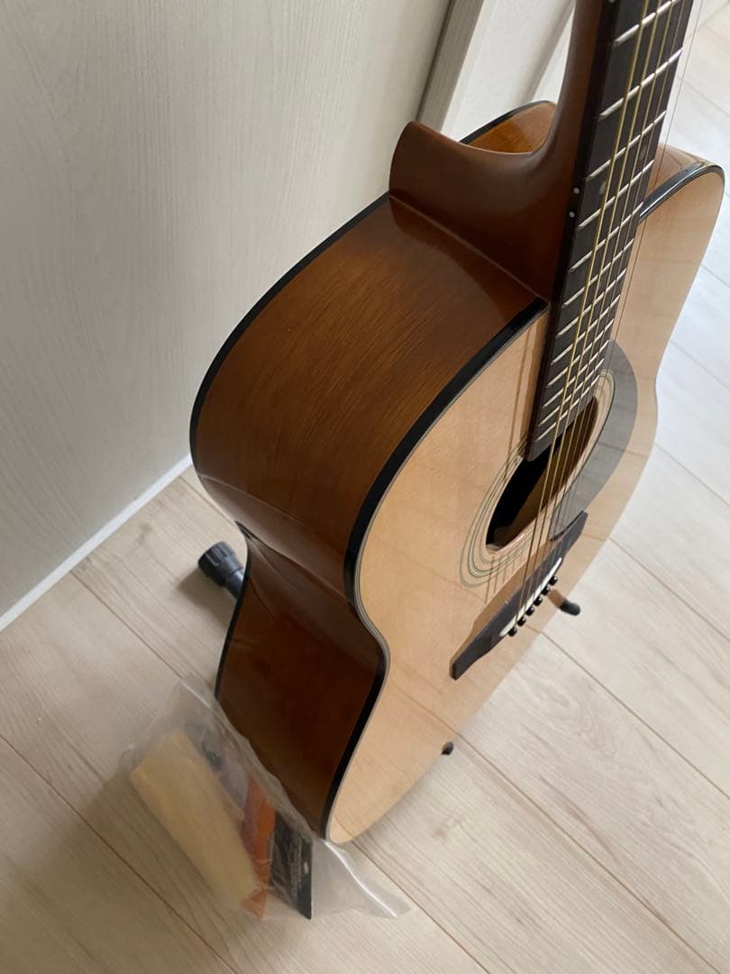 YAMAHA F600 アコースティックギター　初心者用付属品1式付き