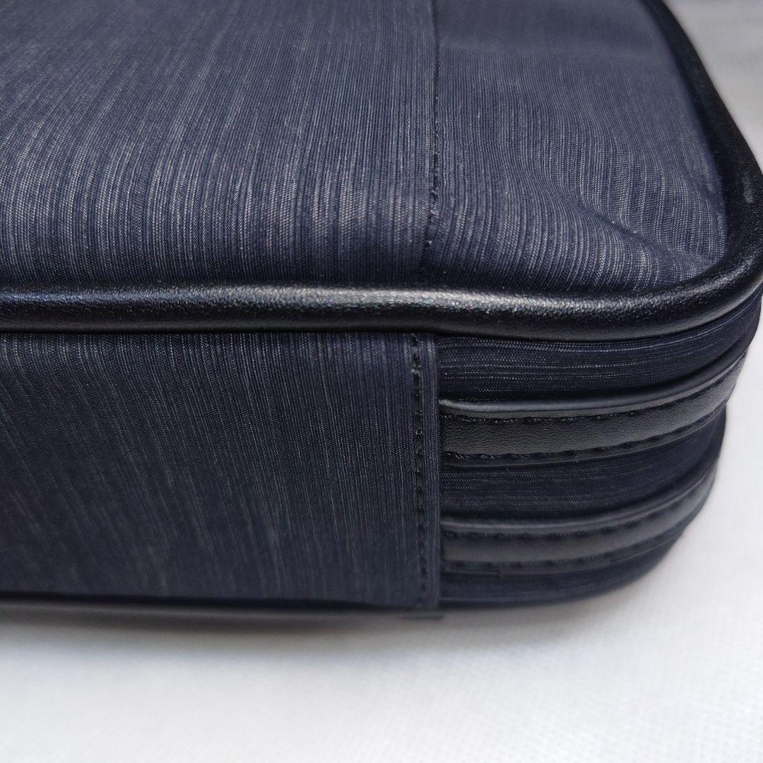 タケオキクチ　ヘアライン スリム ブリーフケース