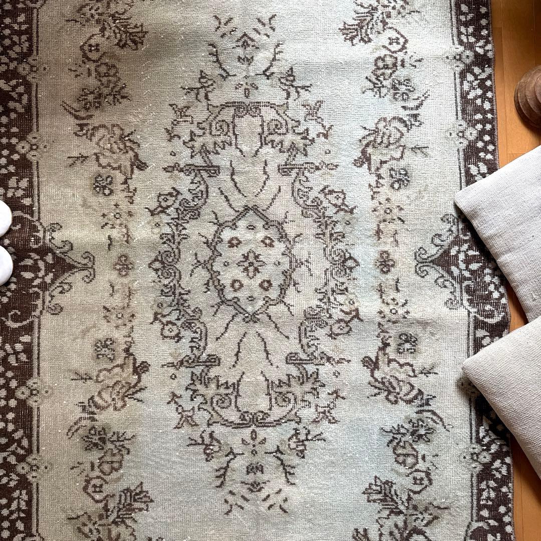 専用　113×169.5淡いグリーン　メダリオン　トルコヴィンテージラグ