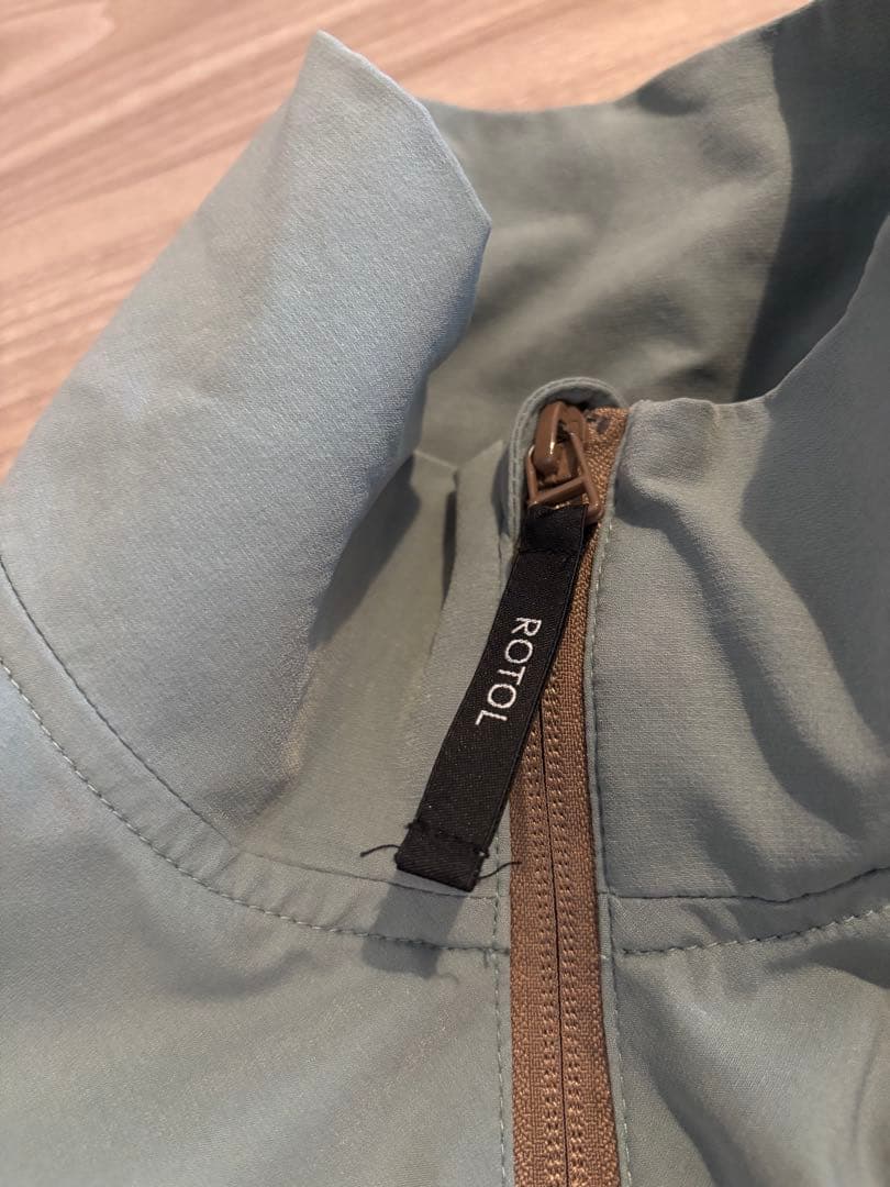 ROTOL ロトル　ナイロンジャケット オリーブ　サイズ2