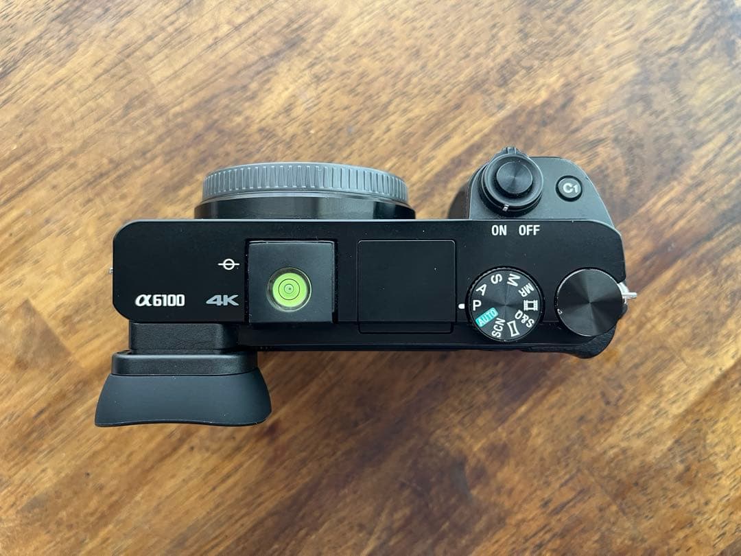 【海外仕様】SONY α6100 ミラーレスカメラ 3本レンズ付き