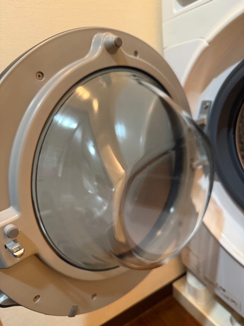 アイリスオーヤマドラム式洗濯機　CDK842-W