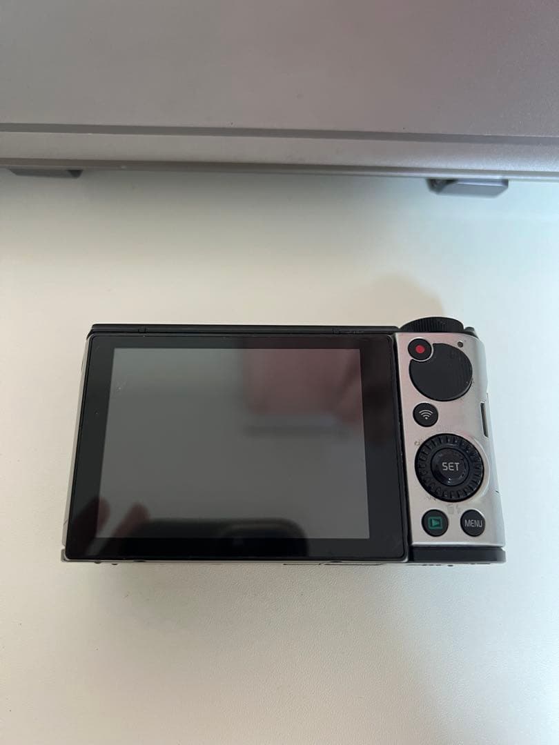 EXILIM コンパクトデジタルカメラ