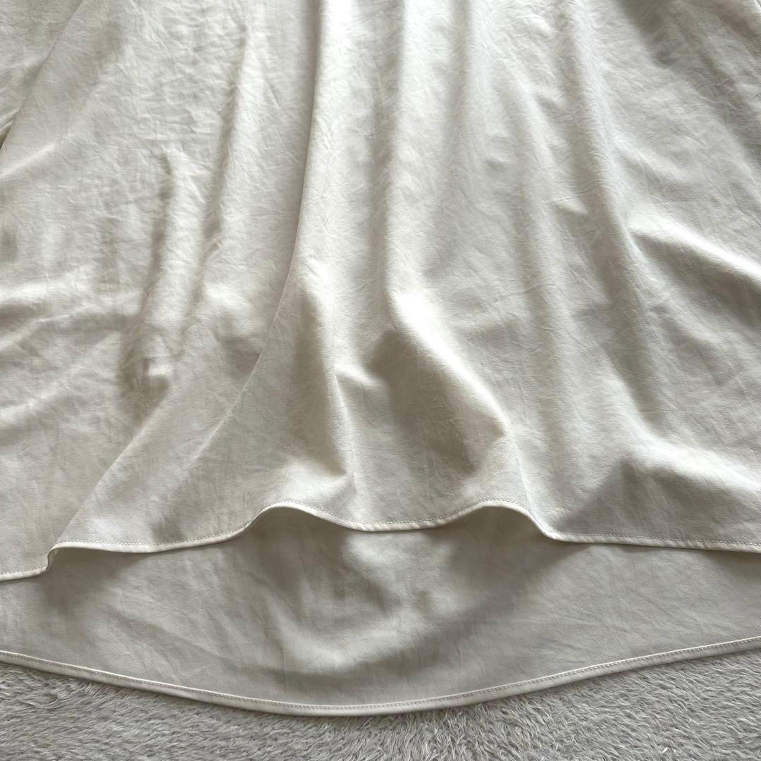 美品　BEARDSLEY ビアズリー 後ろドレープTブラウス　アイボリー　フリー