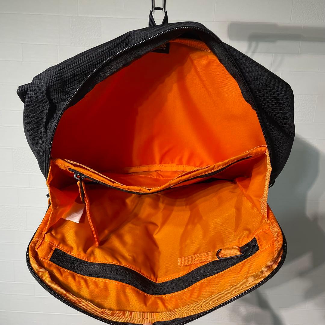 ミステリーランチ(MYSTERY RANCH)ディストリクト8 黒