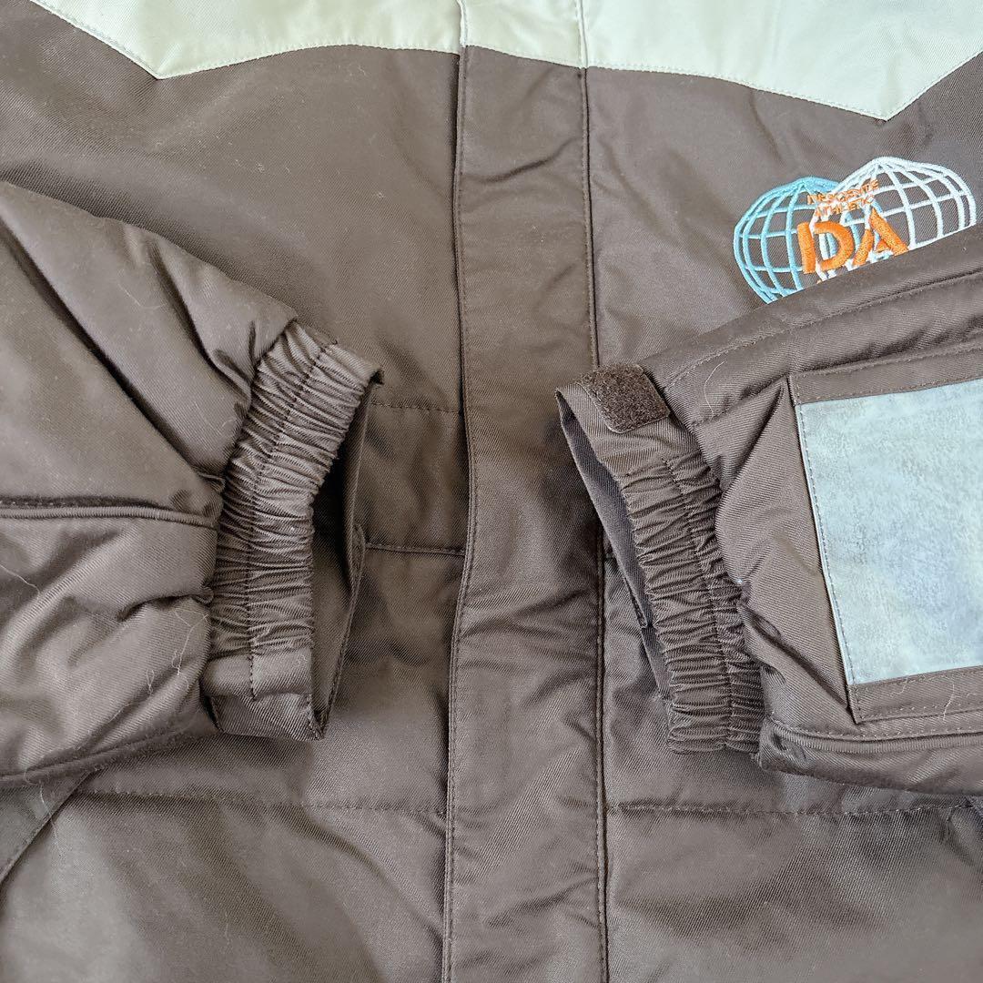 美品✨デサント　スノーウェア　スキーウェア　ヒートナビ　キッズ　男女兼用　160