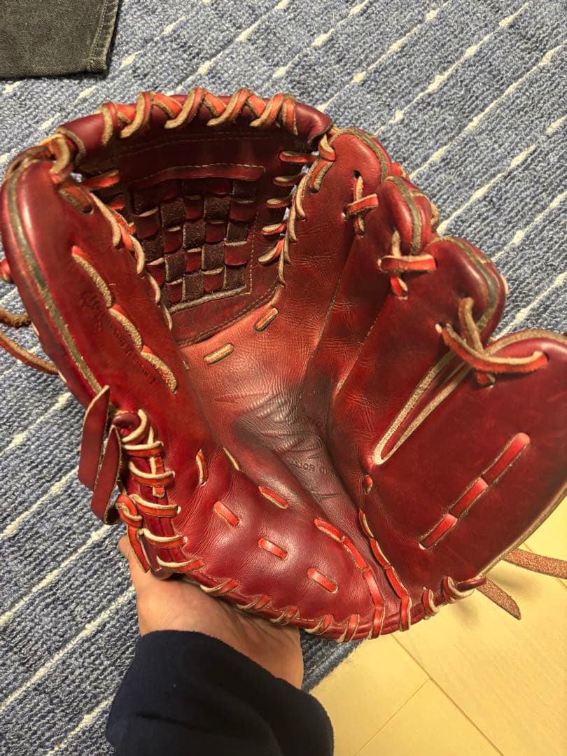 硬式野球グローブピッチャー