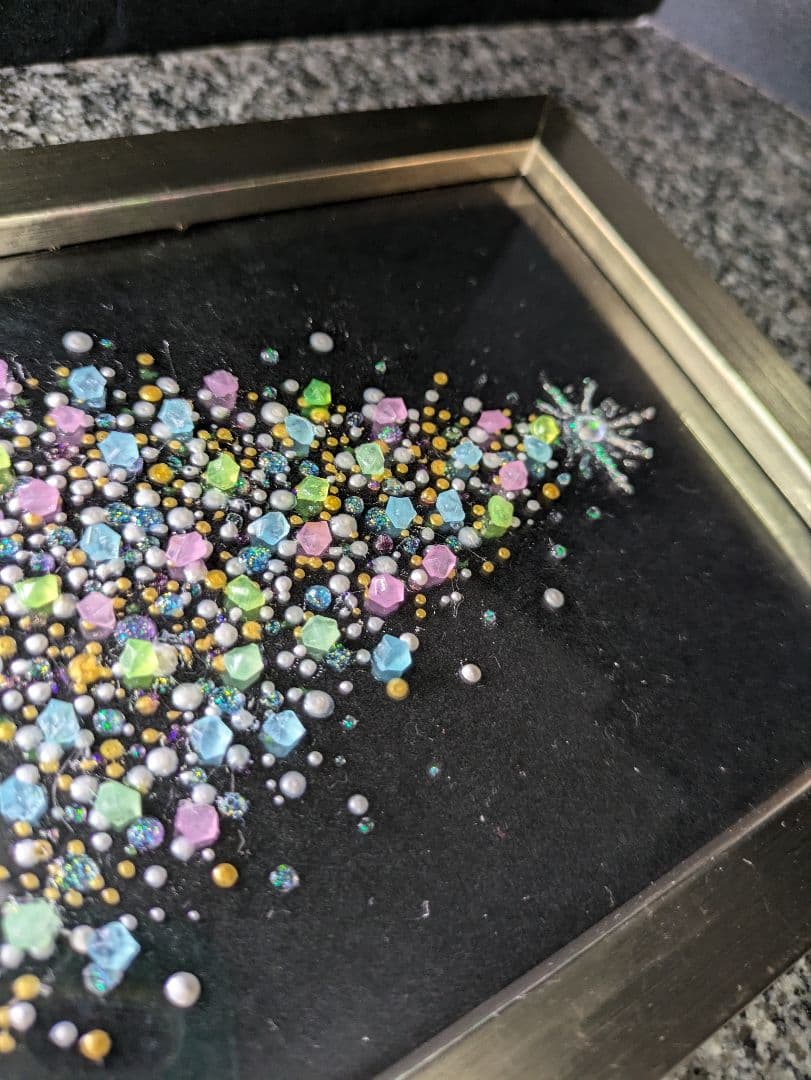 クリスマスツリー①　発光石　ガラス絵の具　ジャムイスト