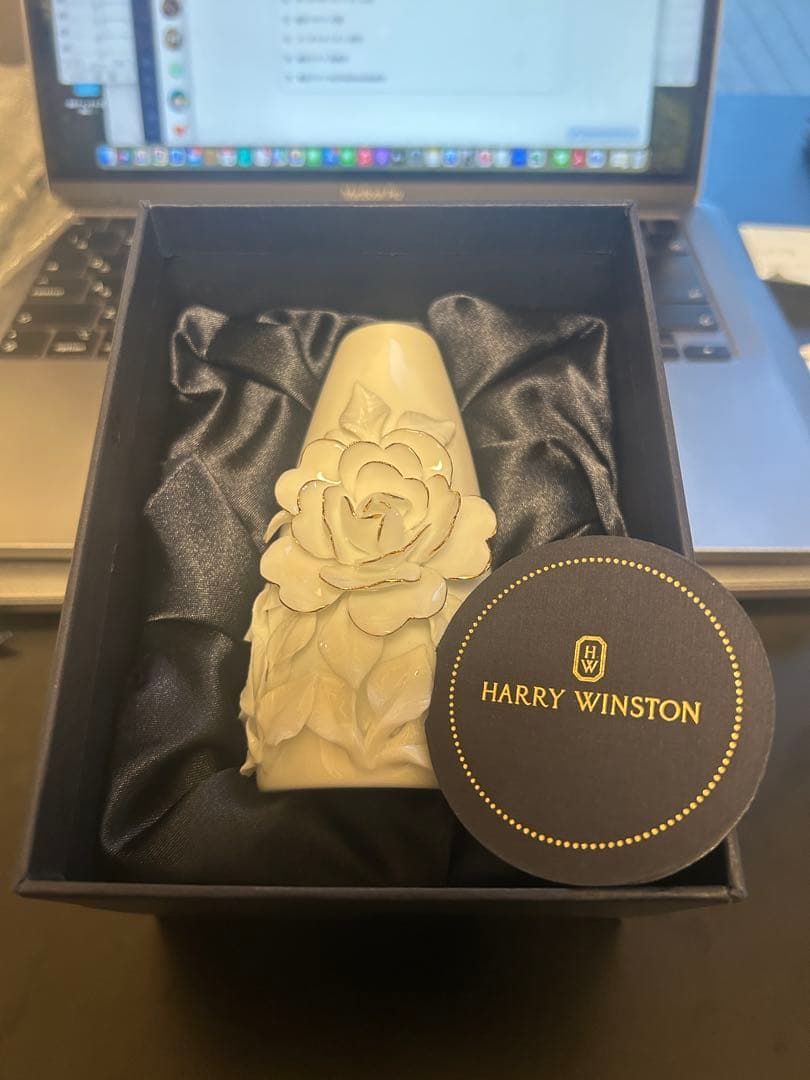 ハリーウィンストン　花瓶　一輪挿し