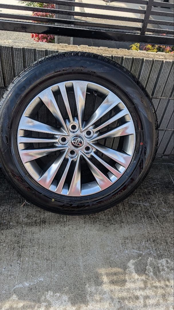 ケイコトヨタ 現行40系アルファード/ Zグレード純正 18インチT/W