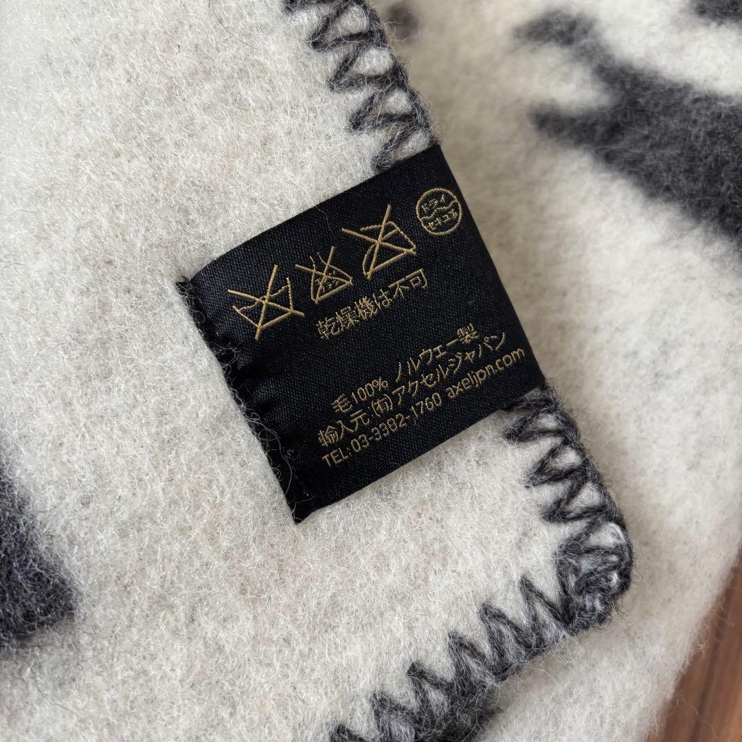 ロロスツイード トナカイ柄　ブランケット