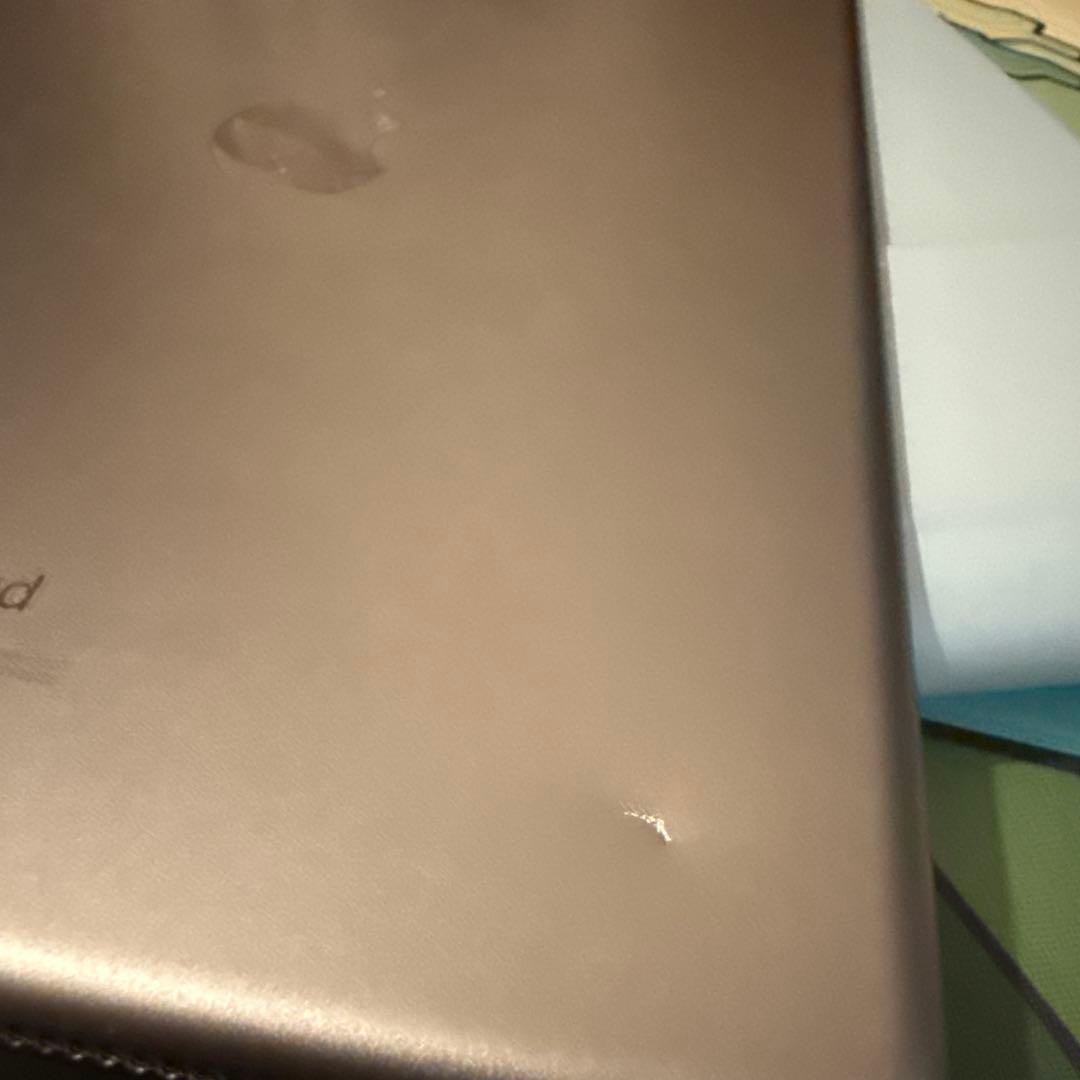 iPad 第8世代 32GB Wi-Fi スペースグレー キーボードカバー付き