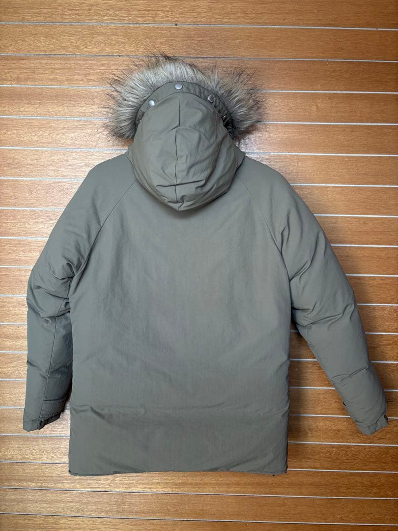 マウンテンイクイップメント　レトロレッドライン　ダウンジャケット　S