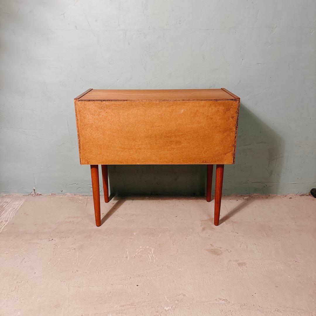 【kkw】デンマーク　チーク材　三段チェスト　北欧家具　北欧ビンテージ