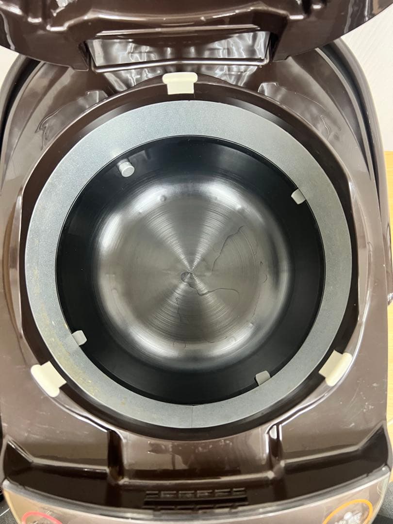 象印 IH炊飯ジャー NW-VA10 5.5合 ブラウン 2019年製