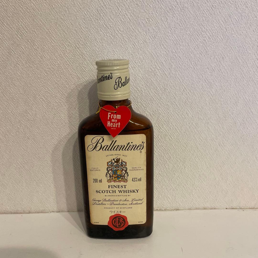 バランタイン FINEST スコッチウィスキーオルゴール箱付き