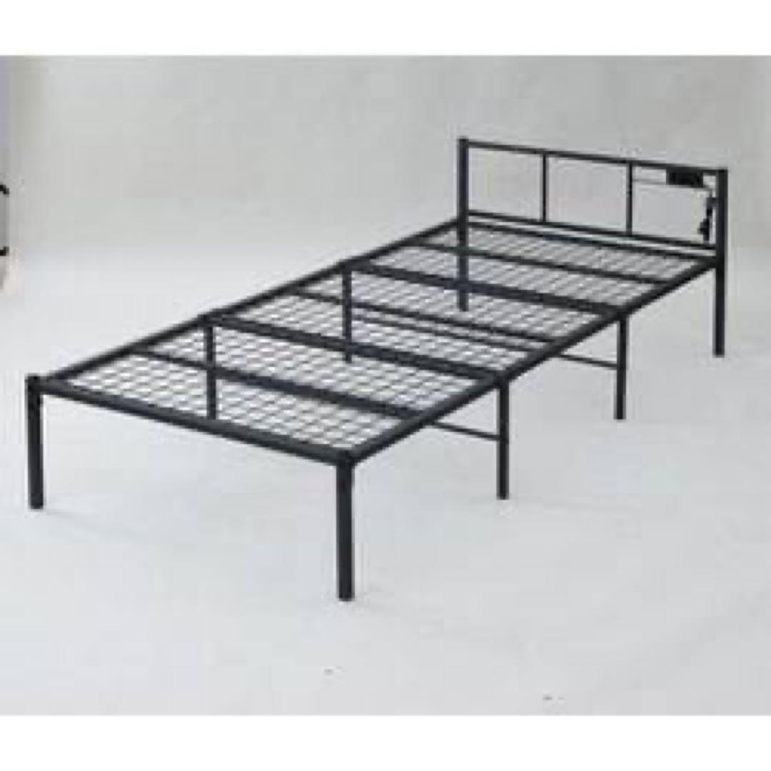 新品未使用箱不良　山善　パイプベッド コンセント付き BPB-9520E（BK）