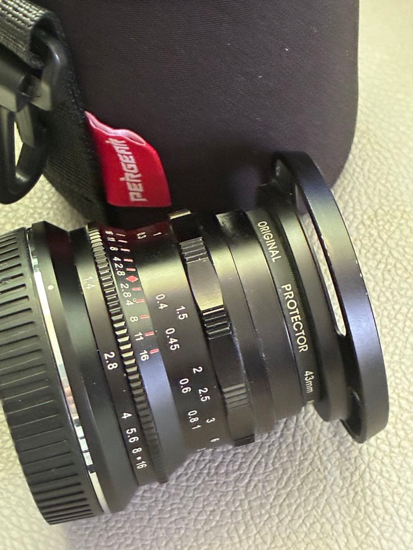 Pergear ❗️35mm F1.4 レンズ‼️