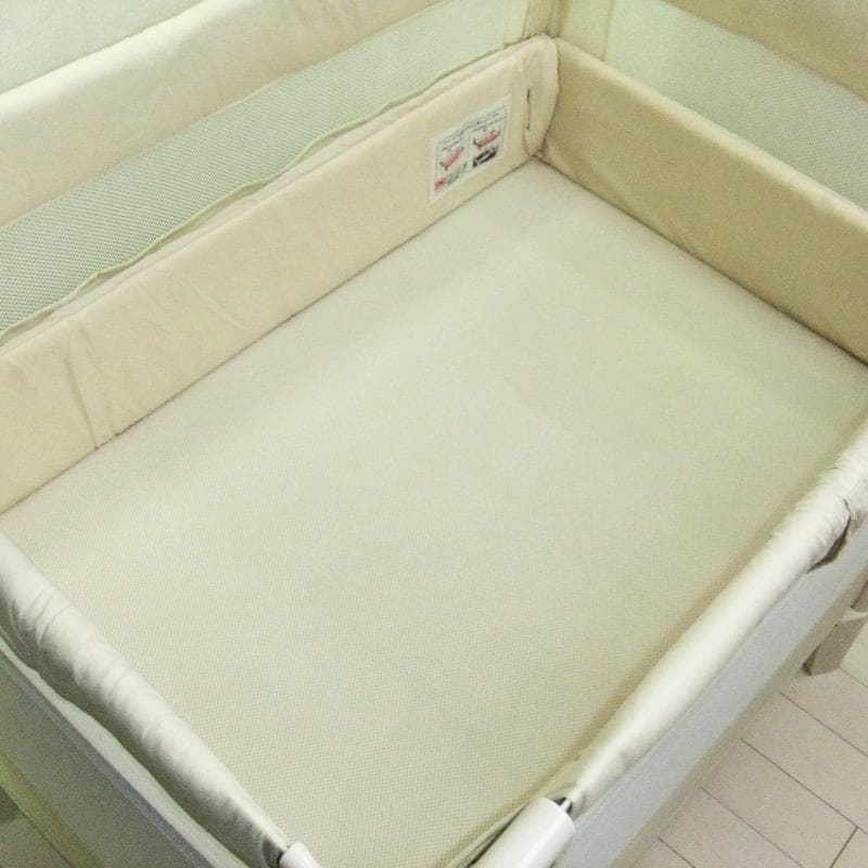 綺麗 ベビーベッド アップリカ ココネルエアー aprica COCONEL