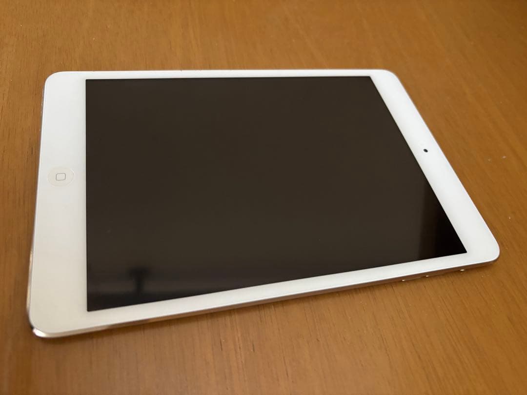 Apple iPad mini シルバー 本体