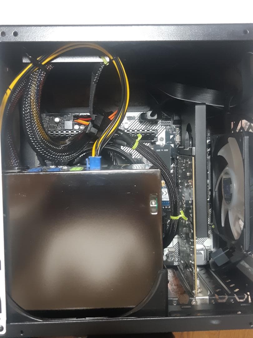 自作PC　RYZEN5 2600・8GB・256GB・GTX645・WIN11