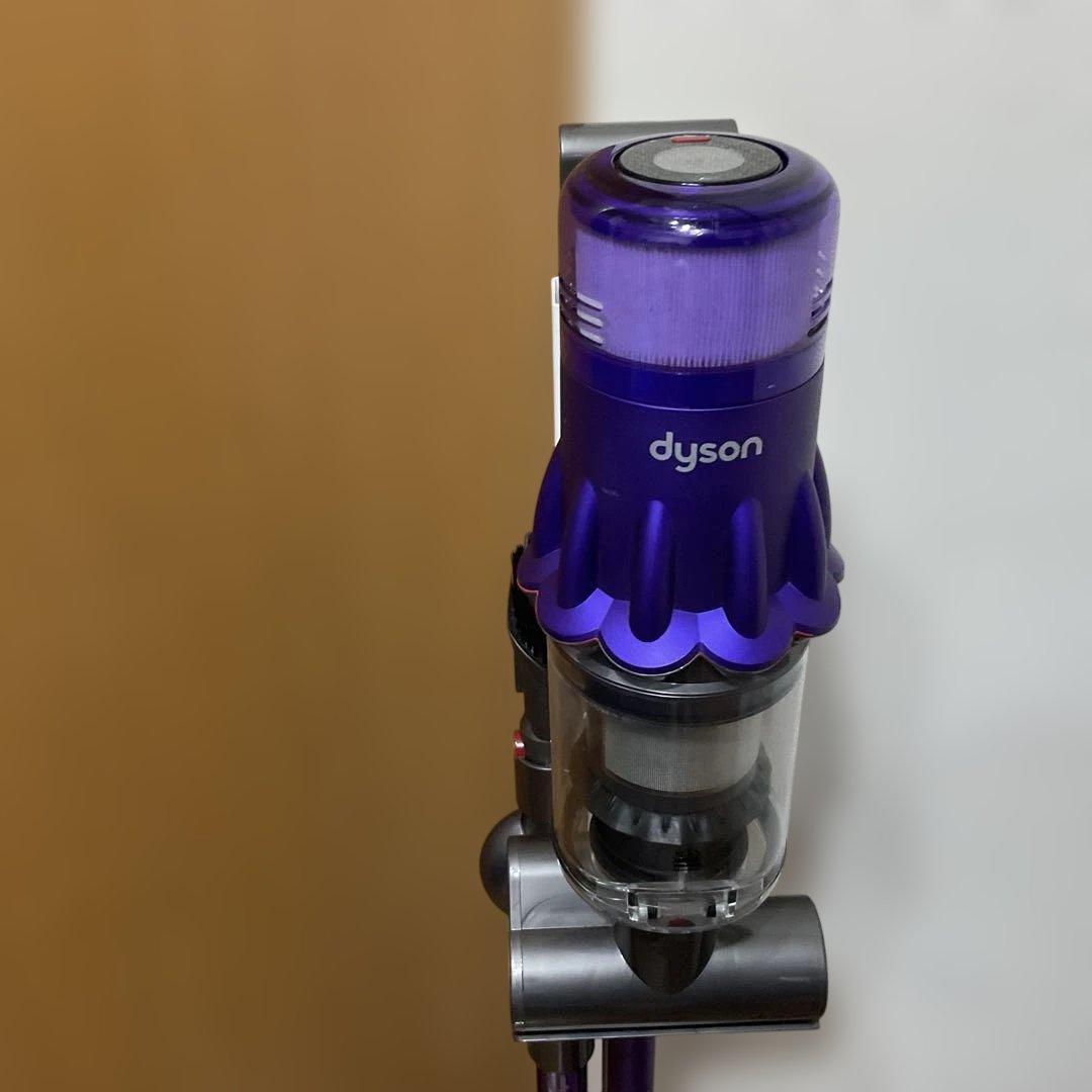 30.『美品』洗浄済Dyson Digital Slim Fluffy SV18