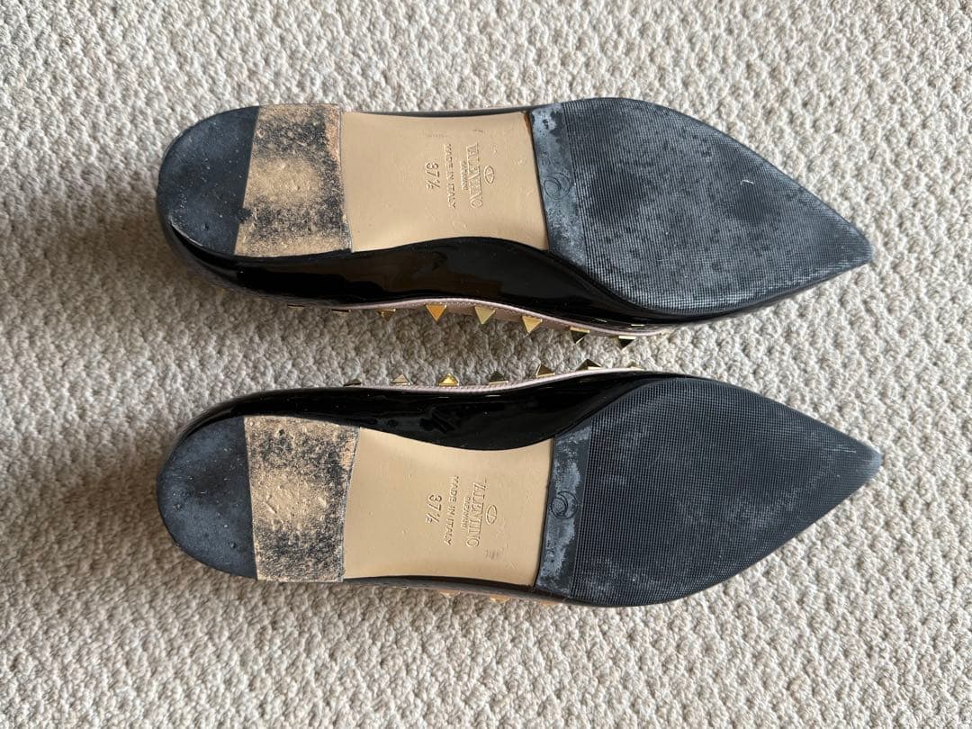 ヴァレンティノ　フラットシューズ