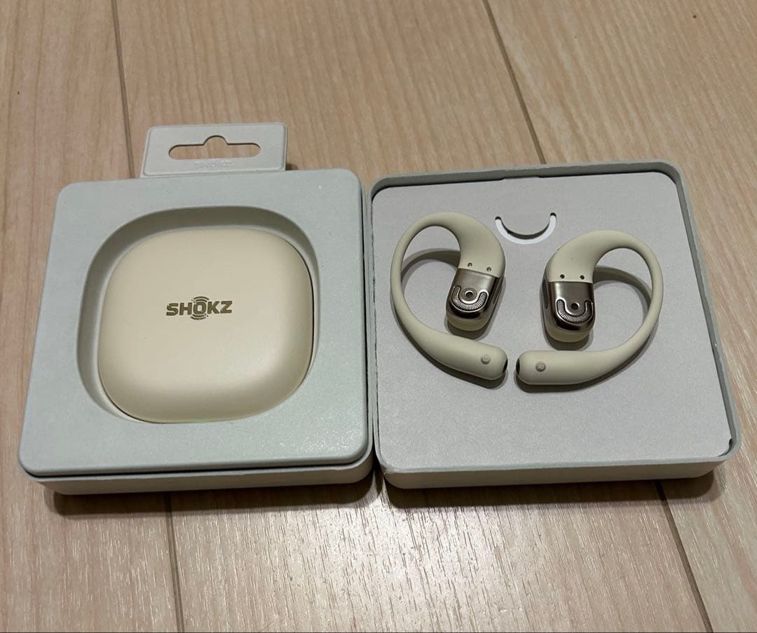 Shokz（ショックス） 完全ワイヤレスイヤホン（OpenFit 2） ベージュ